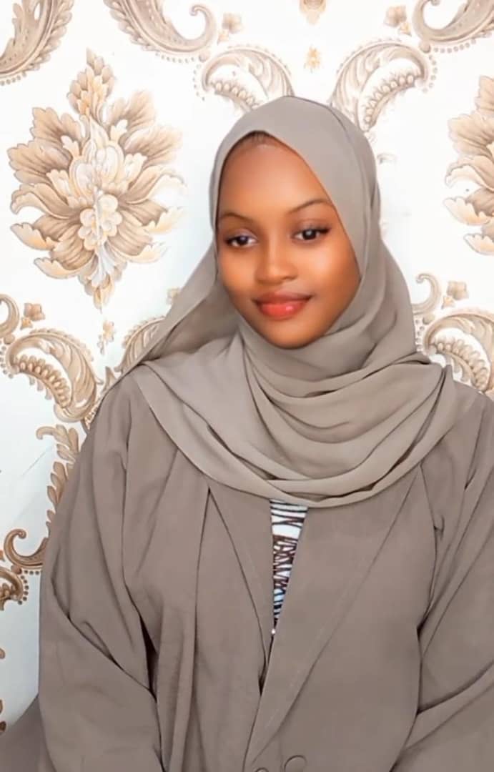 Yummy make up artist